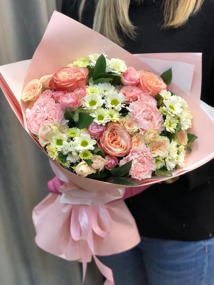 Букет цветов из: Гвоздики, Розы и Хризантемы в Еланском