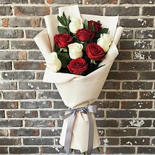Букет цветов из:  Розы в Еланском