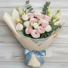 Букет цветов из:  Лизиантусы в Еланском