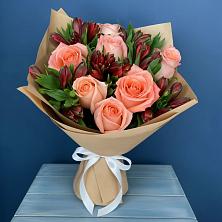 Букет цветов из:  Розы и Альстромерии в Еланском