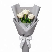 Букет 3 белые розы в Еланском