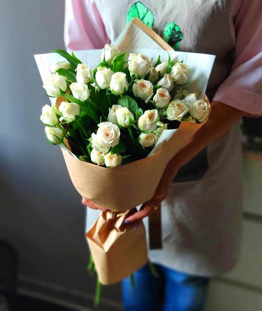 Букет цветов из: Розы в Еланском
