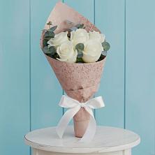 Букет цветов из:  Розы в Еланском