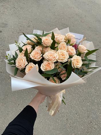 Букет Кремовые розы Латте в Еланском