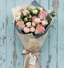 Букет цветов из:  Розы в Еланском