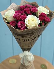 Букет цветов из:  Розы в Еланском