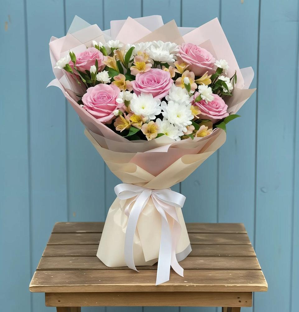 Букет цветов из: Гвоздики, Орхидеи и Розы в Еланском