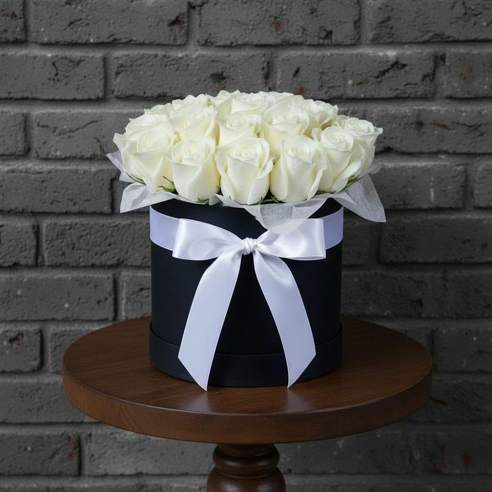 Композиция воздушная нежность в Еланском Цветочная композиция из Розы в шляпной коробке в Еланском