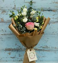 Букет цветов из:  Розы и Лизиантусы в Еланском