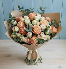 Букет цветов из:  Альстромерии и Розы в Еланском